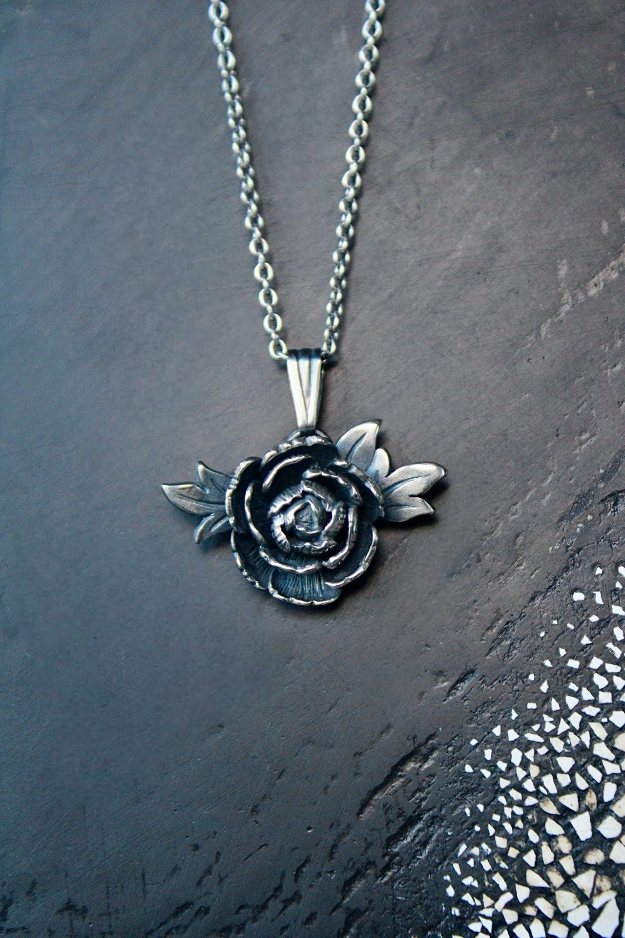 Pendentif Pivoine