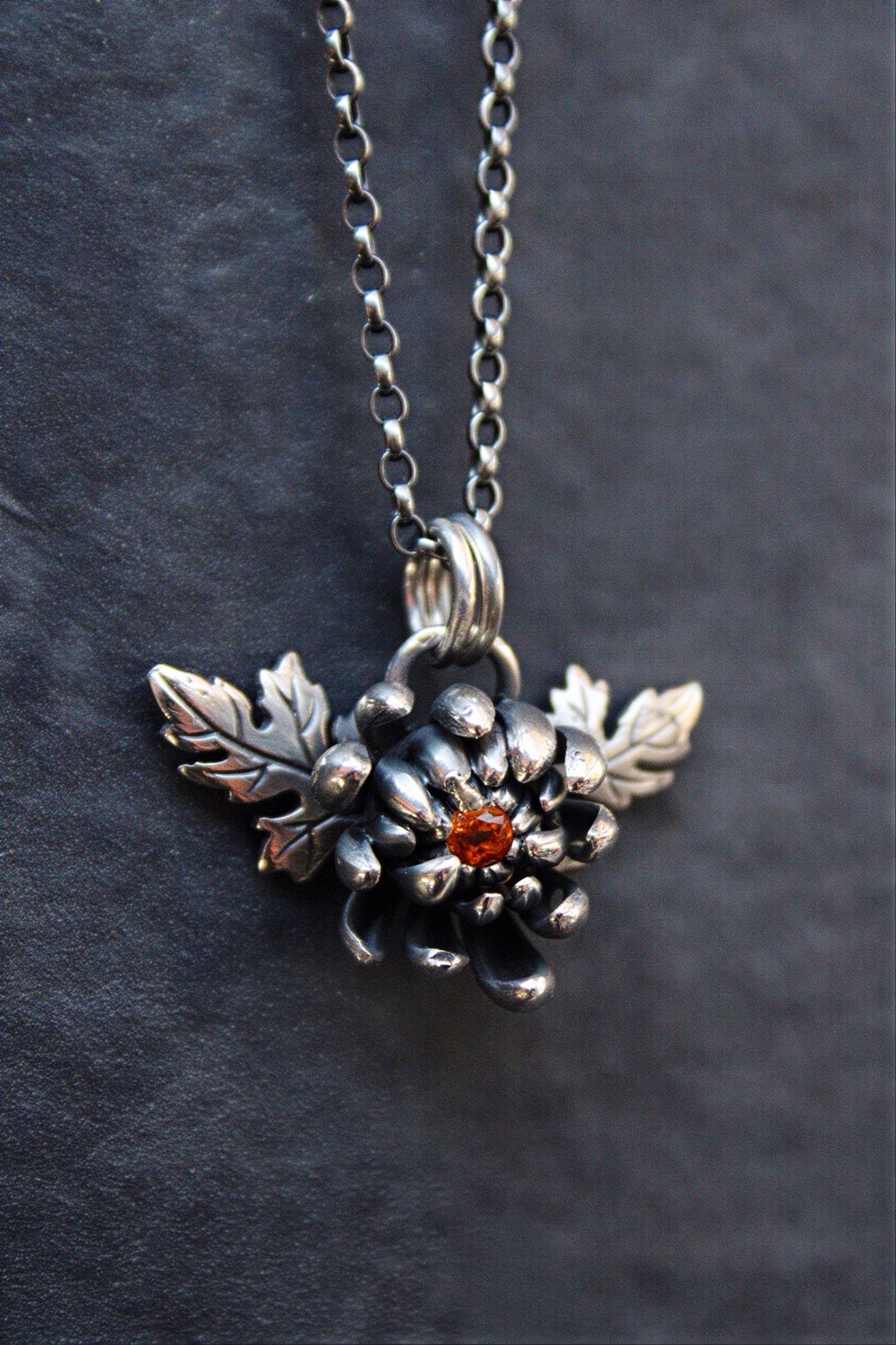 Pendentif Chrysanthème